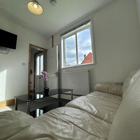 Browning House Bedrooms I Long Or Short Stay I Special Rate Available Derby Ngoại thất bức ảnh
